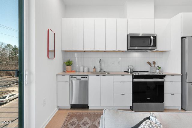 521 N Mangum Street 33, Durham, NC 27701