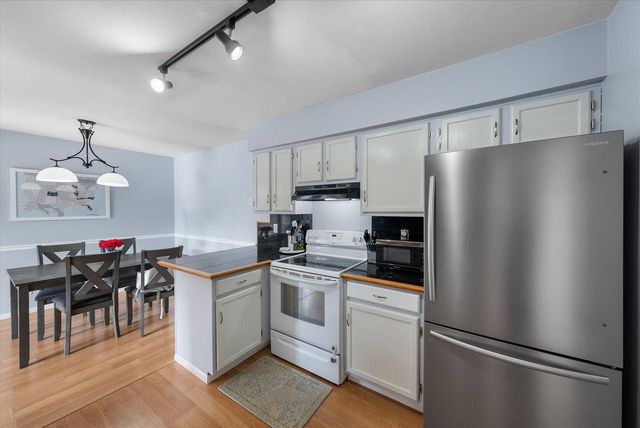 N19W5342 Pierce COURT, Cedarburg, WI 53012