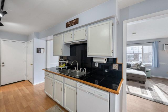 N19W5342 Pierce COURT, Cedarburg, WI 53012