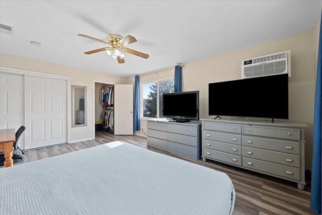 N19W5342 Pierce COURT, Cedarburg, WI 53012