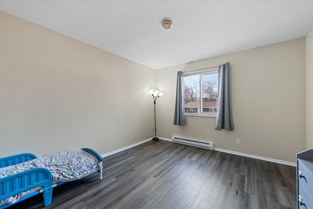 N19W5342 Pierce COURT, Cedarburg, WI 53012