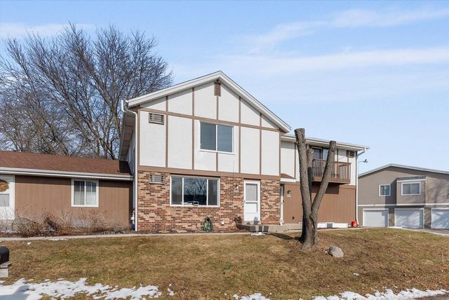 N19W5342 Pierce COURT, Cedarburg, WI 53012