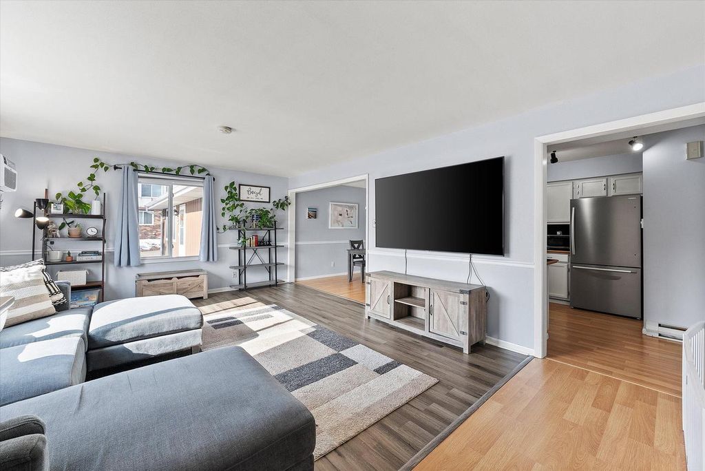 N19W5342 Pierce COURT, Cedarburg, WI 53012