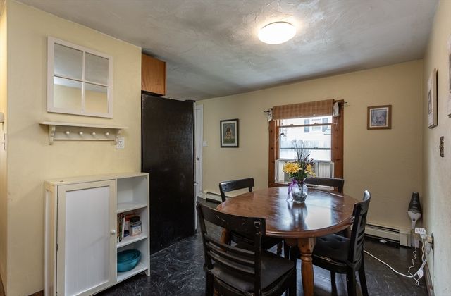 58 Chestnut Rd, Halifax, MA 02338