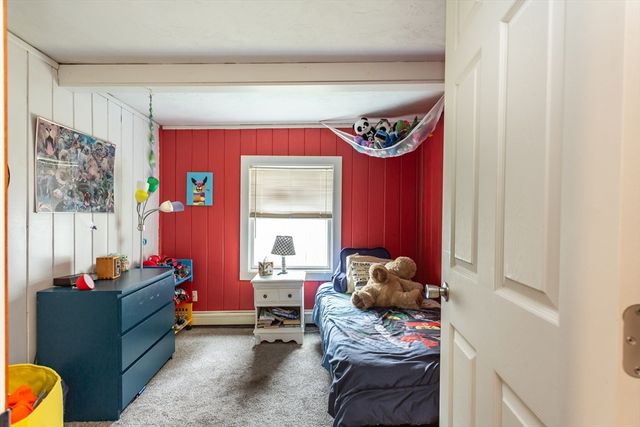 58 Chestnut Rd, Halifax, MA 02338