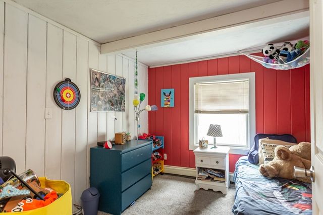 58 Chestnut Rd, Halifax, MA 02338
