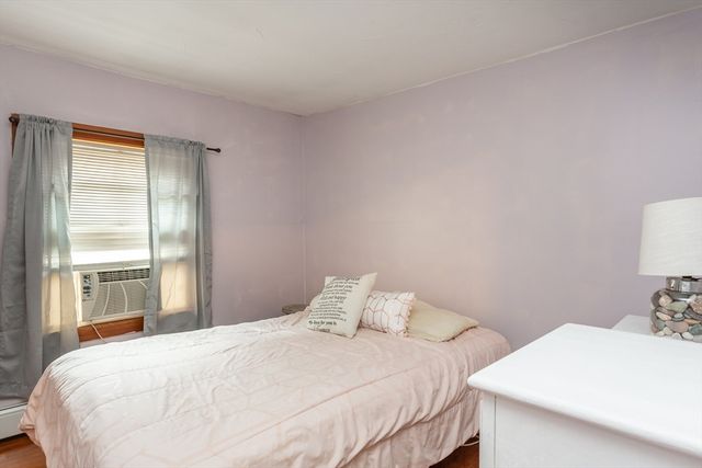 58 Chestnut Rd, Halifax, MA 02338