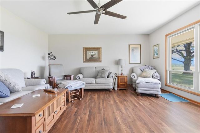 17429 Coffin Road, Leavenworth, KS 66048