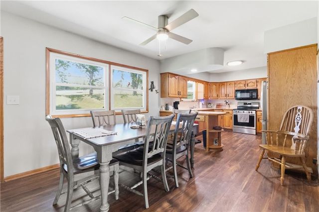 17429 Coffin Road, Leavenworth, KS 66048