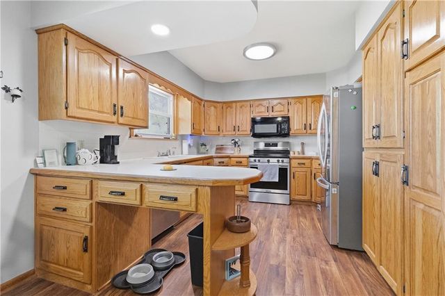 17429 Coffin Road, Leavenworth, KS 66048