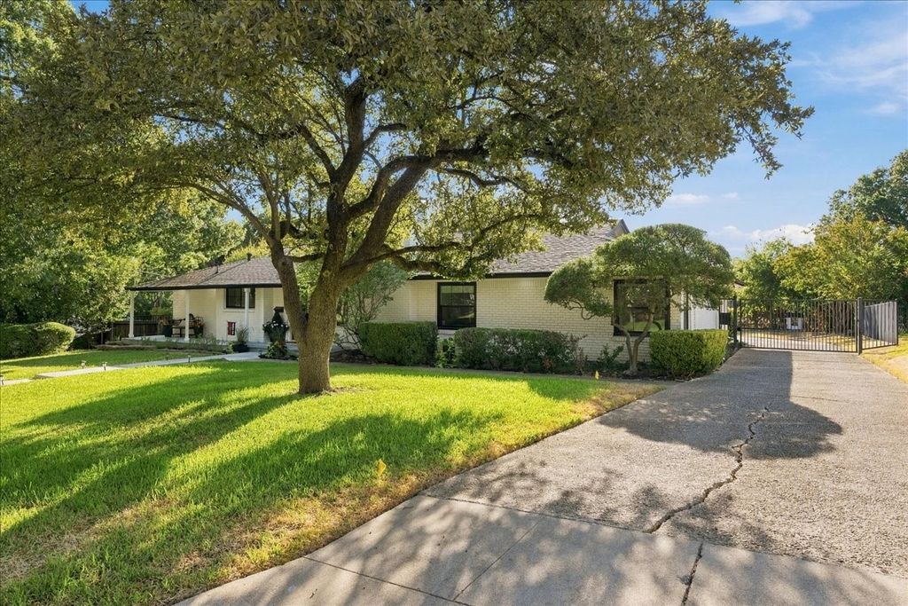 1805 Ems Road E, Fort Worth, TX 76116 — photo 2
