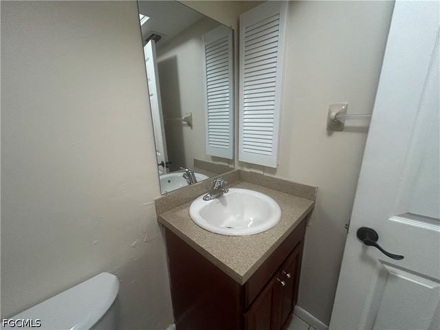 215-217 SE 23rd PL 215, Cape Coral, FL 33990