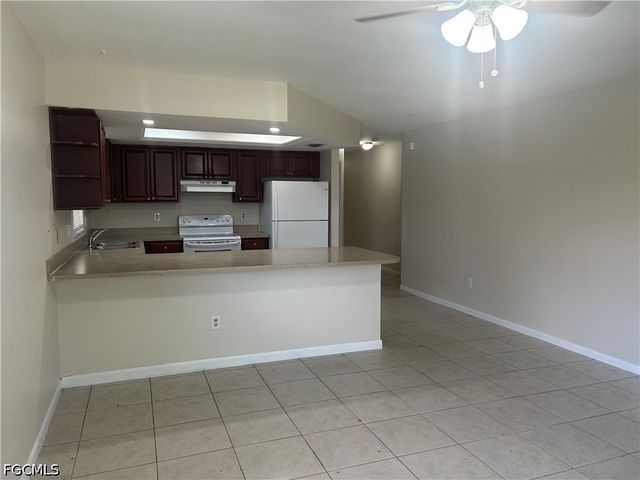 215-217 SE 23rd PL 215, Cape Coral, FL 33990