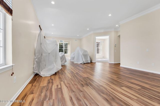 20 Hazeltine Lane, Jackson, NJ 08527