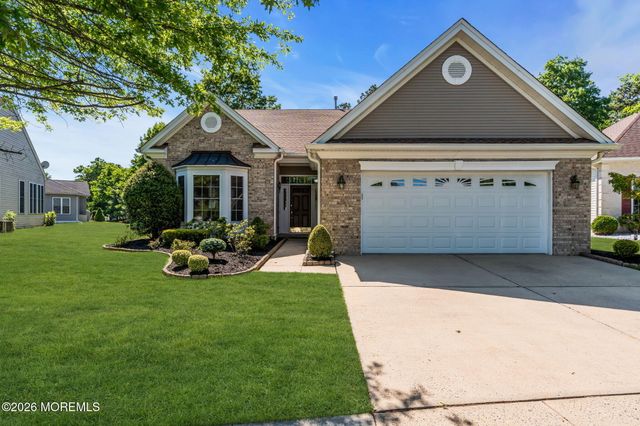 20 Hazeltine Lane, Jackson, NJ 08527