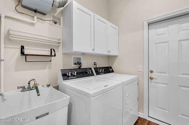 20 Hazeltine Lane, Jackson, NJ 08527