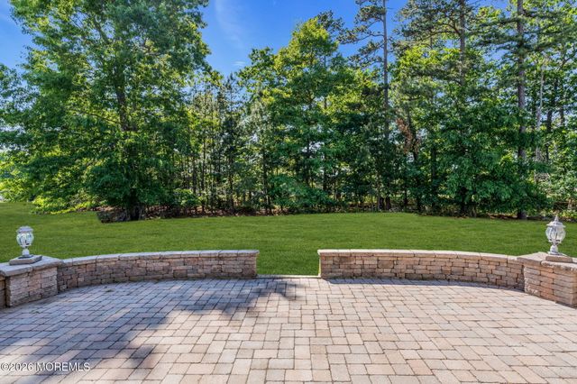 20 Hazeltine Lane, Jackson, NJ 08527