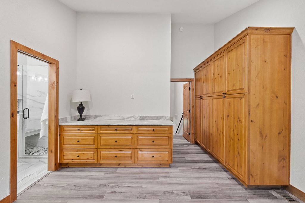 1922 Suncrest Drive 1, Whitefish, MT 59937 photo 14