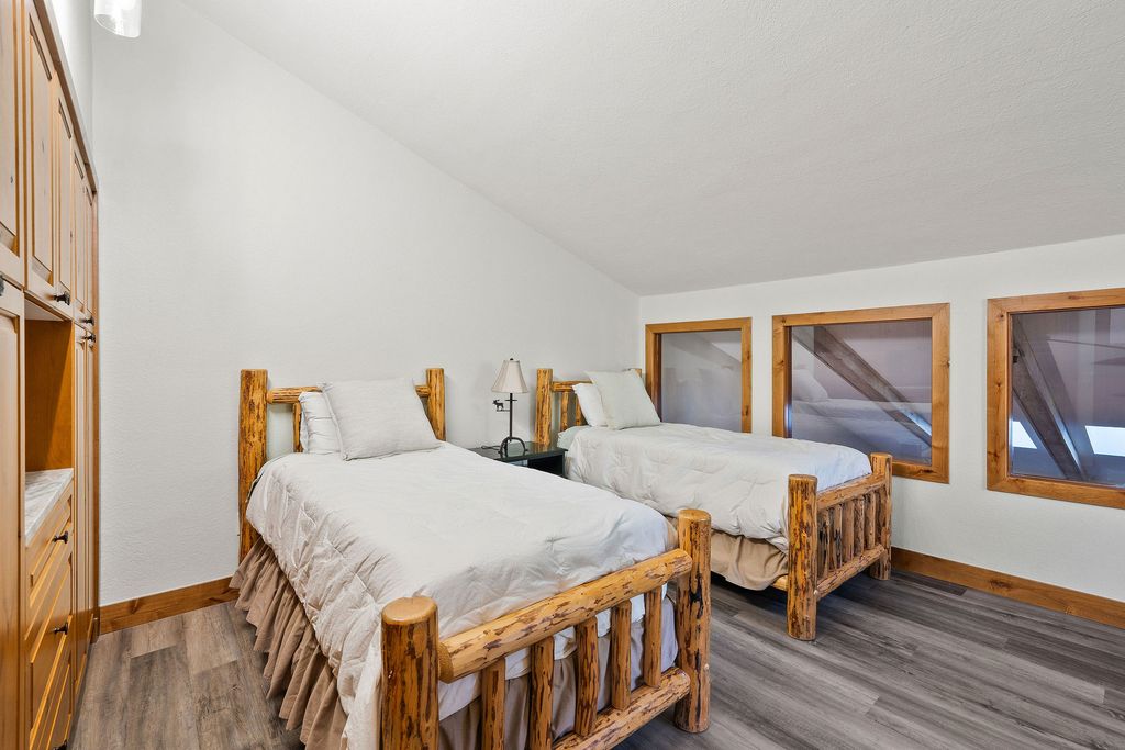 1922 Suncrest Drive 1, Whitefish, MT 59937 photo 19