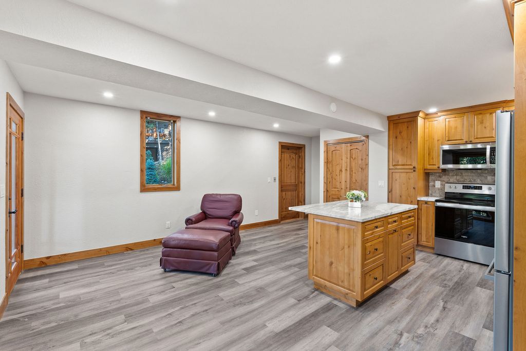 1922 Suncrest Drive 1, Whitefish, MT 59937 photo 28