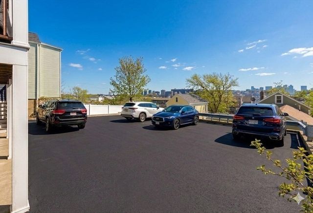 27 Suffolk St 2, Chelsea, MA 02150