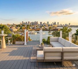 27 Suffolk St 2, Chelsea, MA 02150