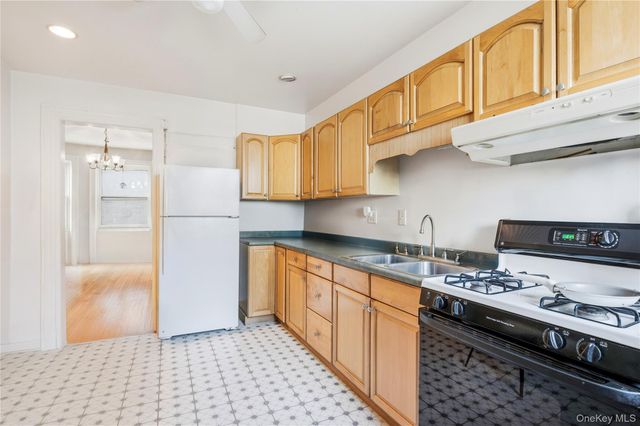 415 Grand Street, Newburgh, NY 12550