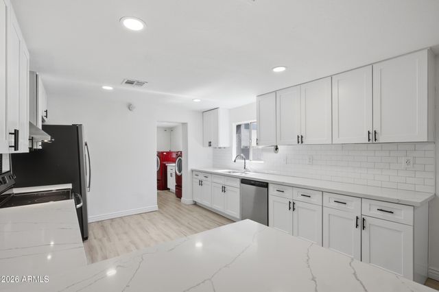 1514 W MONROE Street, Phoenix, AZ 85007
