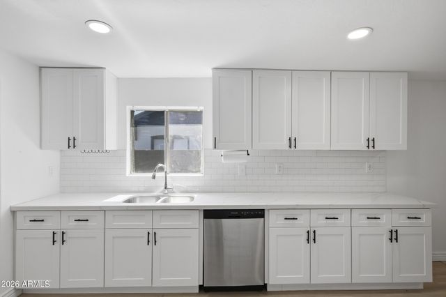 1514 W MONROE Street, Phoenix, AZ 85007