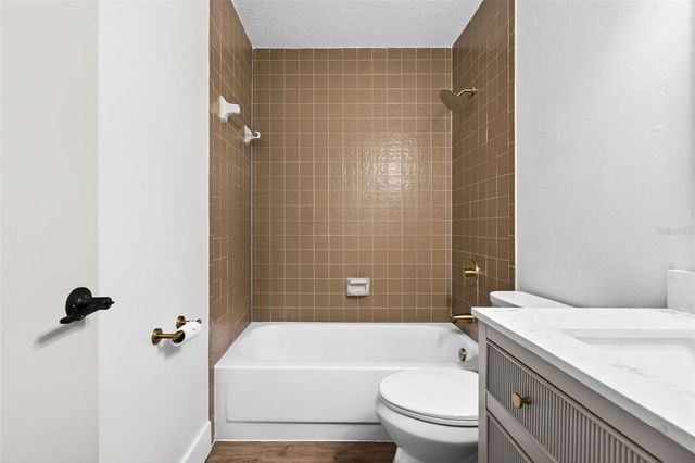 639 LAUREL OAK LANE 113, Altamonte Springs, FL 32701