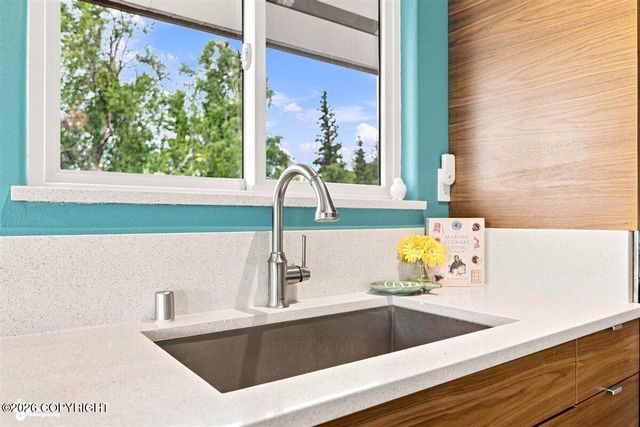 15236 Snow Flake Drive, Anchorage, AK 99516
