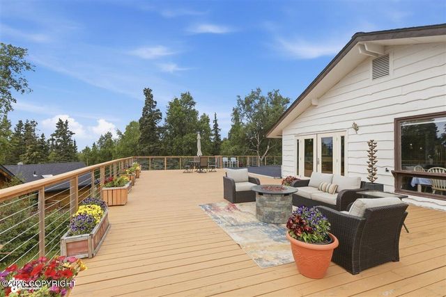 15236 Snow Flake Drive, Anchorage, AK 99516