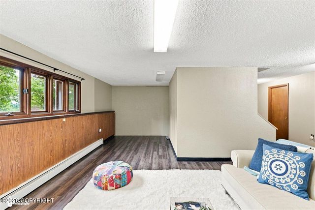 15236 Snow Flake Drive, Anchorage, AK 99516