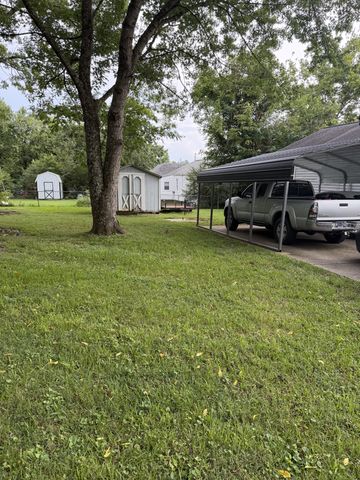 221 Richland Ave, Watertown, TN 37184