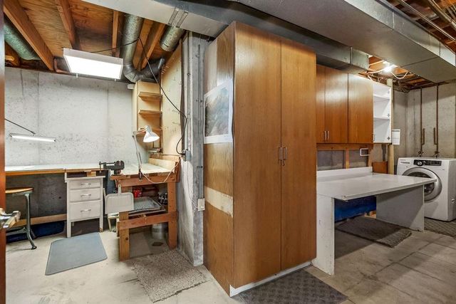 11827 Rosehill Road, Overland Park, KS 66210