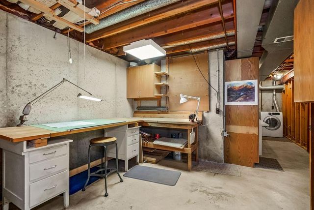 11827 Rosehill Road, Overland Park, KS 66210