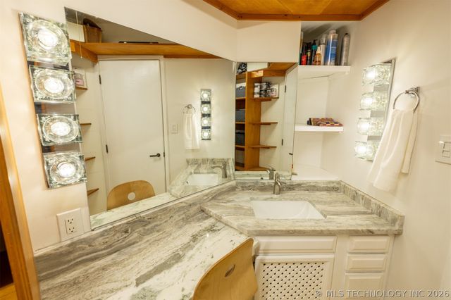 12425 S Gary Avenue, Jenks, OK 74037