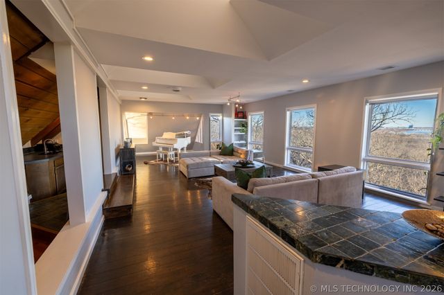 12425 S Gary Avenue, Jenks, OK 74037