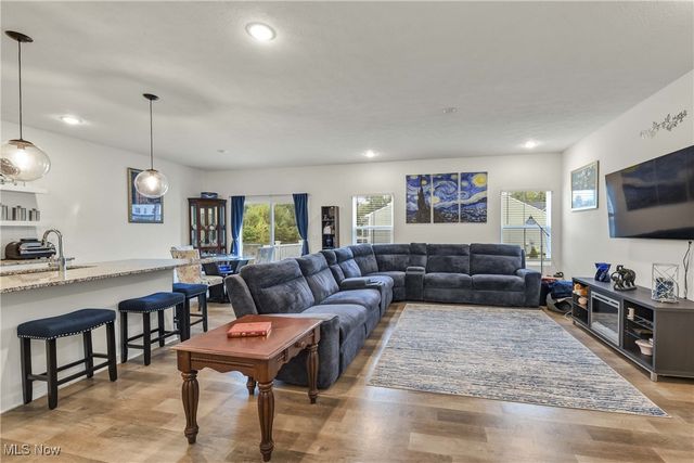 229 Harvest Way, Elyria, OH 44035