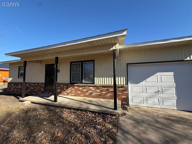 614 Vaughn Avenue, Sikeston, MO 63801