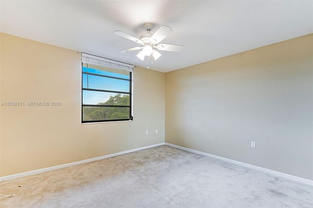 1705 Whitehall Dr 401, Davie, FL 33324