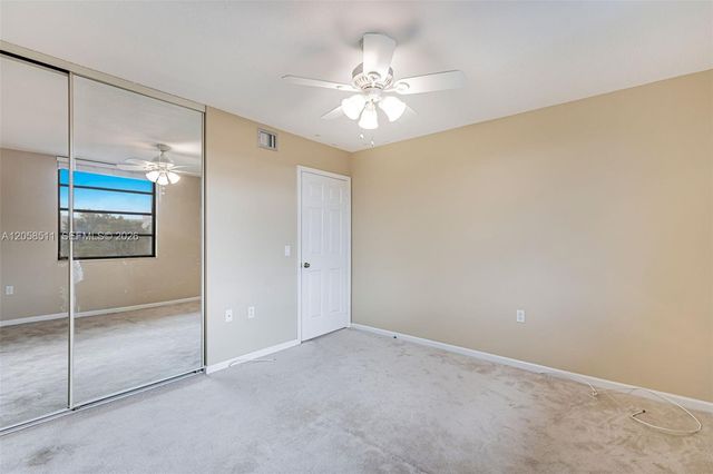1705 Whitehall Dr 401, Davie, FL 33324