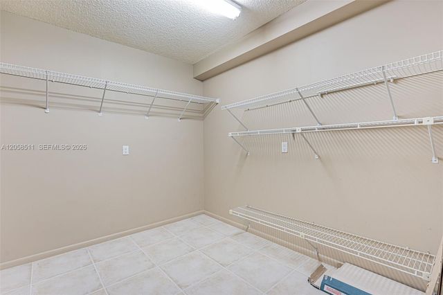 1705 Whitehall Dr 401, Davie, FL 33324