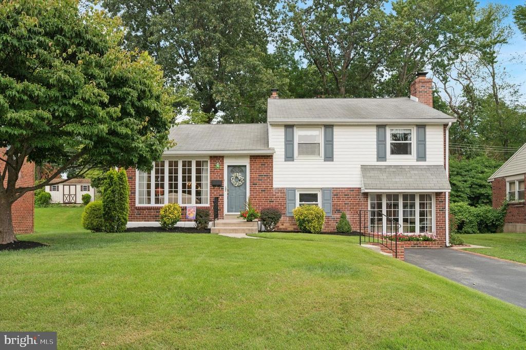 341 RITTENHOUSE CIR, Havertown, PA 19083