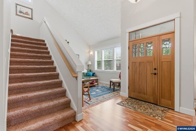 1607 Wood Duck St, Silverton, OR 97381