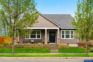 1607 Wood Duck St, Silverton, OR 97381