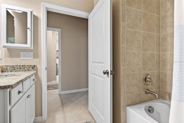 13822 MESSINA LOOP 103, Bradenton, FL 34211