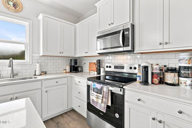 24 Olde Place Drive, Zebulon, NC 27597