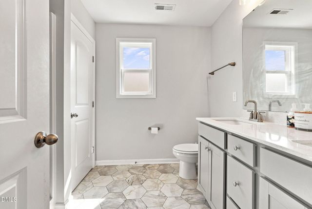 24 Olde Place Drive, Zebulon, NC 27597