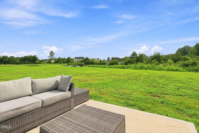 24 Olde Place Drive, Zebulon, NC 27597
